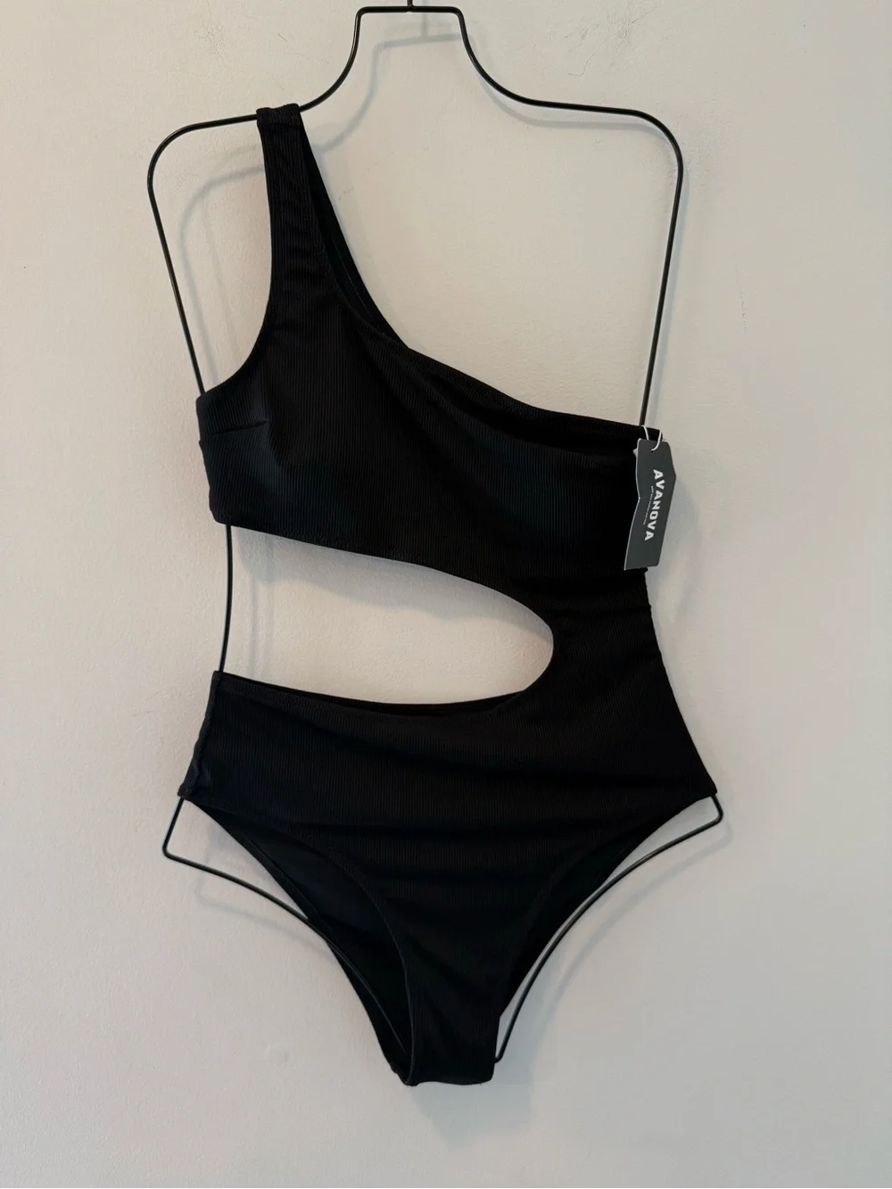 Avanova Black Swimsuit Size Small NWT #Lux-Swim-C